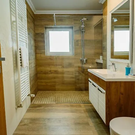 Apartmán Luxury City Centre With Barbecue Grill Kluž